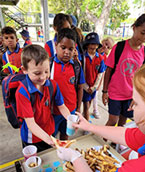 Childrean using the food program